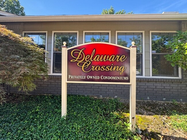 Photo - Darling Townhome near Jenks with a Pool!