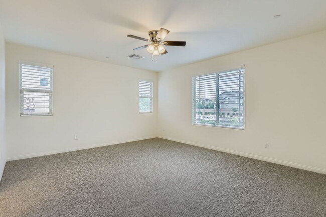 Photo - 340 Mezzaforte St