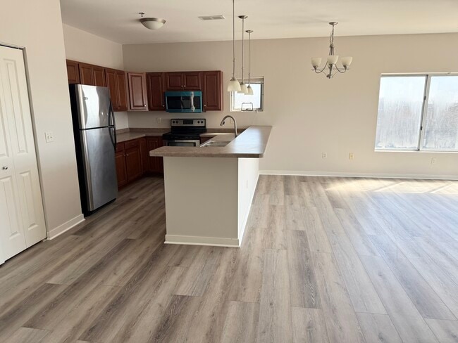 Brightly light order unit - 3540 Library Dr Unit 303