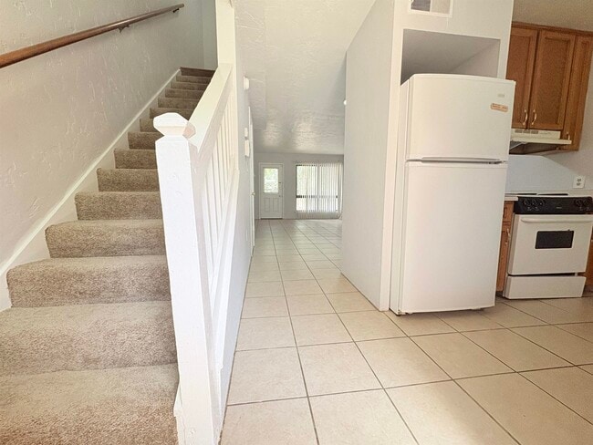 Photo - 1007 Sutor Rd