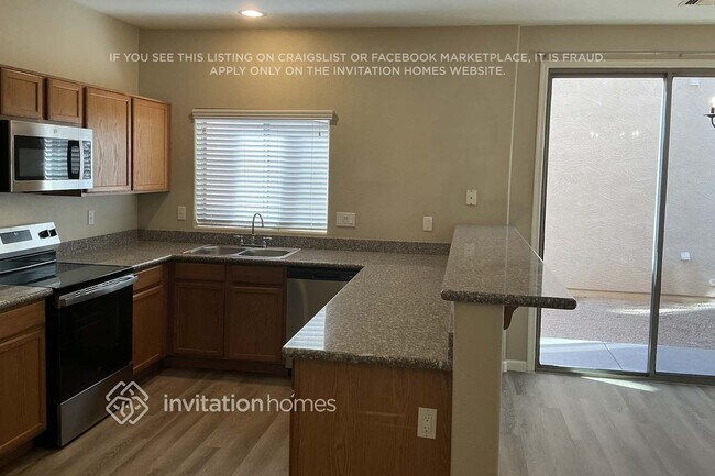 Photo - 5858 E Hoover Ave