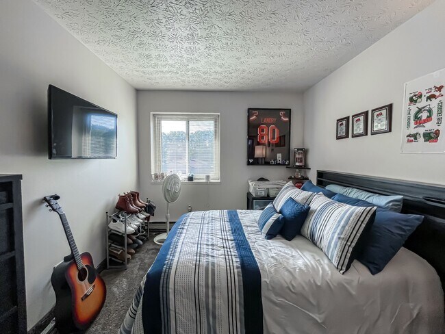 Photo - Newton Village Apartments