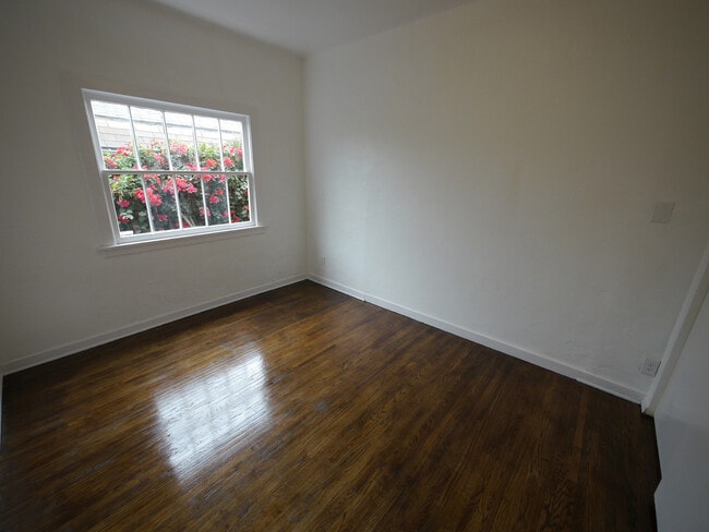 Photo - Sycamore Unit 1500