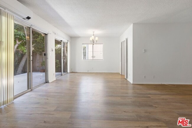 Photo - 1852 Kelton Ave Unit APT 2