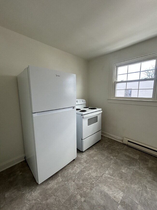 Photo - 1-Bedroom 1 Bathroom in Downtown Front Royal - Cozy 650 Sq. Ft. Gem on East Main Street!