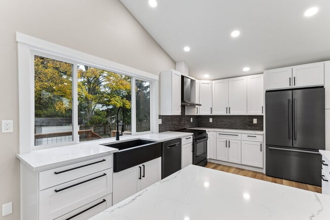 Photo - 9488 Olson Rd NW