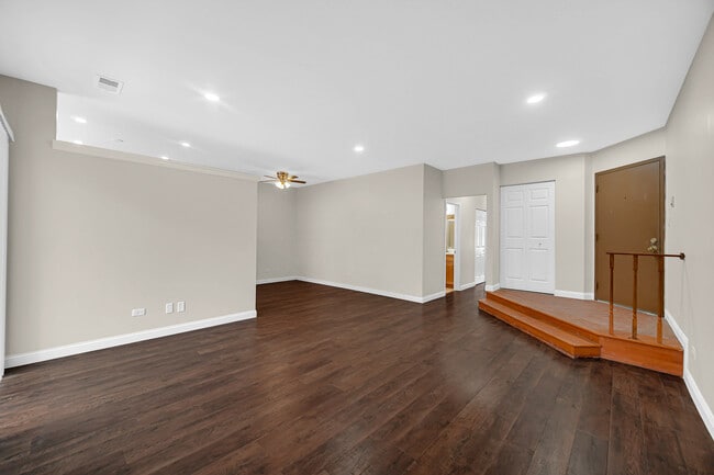 Photo - 1661 Commodore Ct Unit 3