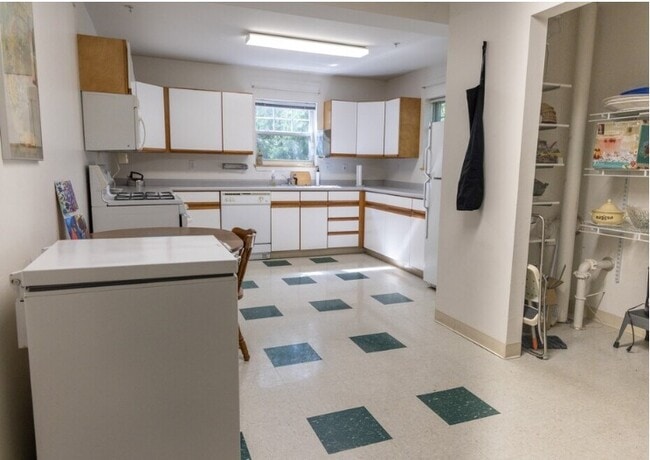Falcon Manor Senior Housing