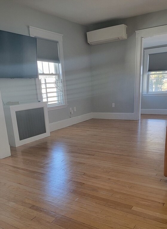 Photo - 67 Dysart St