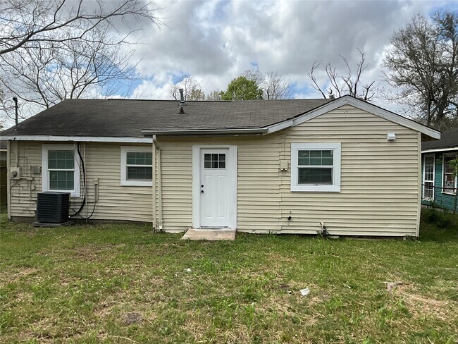 Photo - 6709 Kassarine Pass