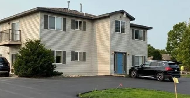 Photo - 2010 Lakepark Ave Unit C