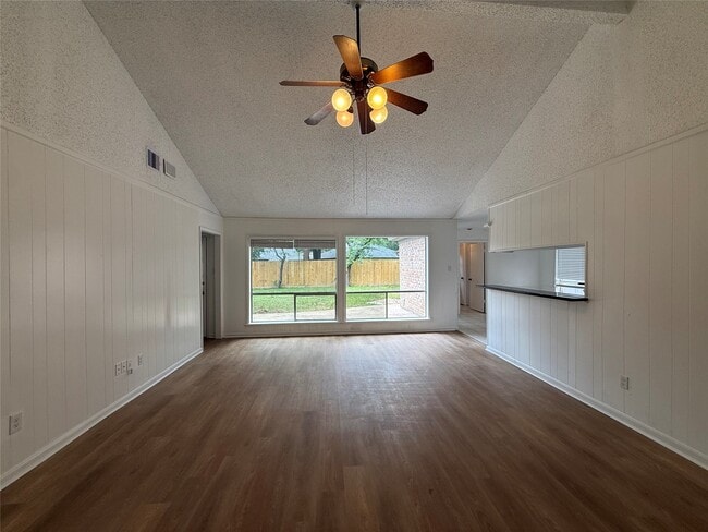 Photo - 1847 Spruce Knob Dr