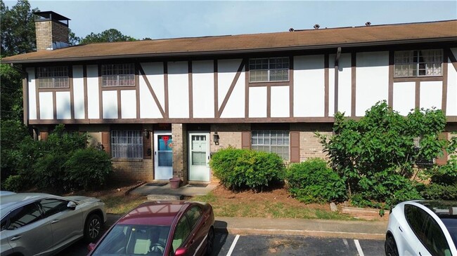Photo - 2956 N Dekalb Dr Townhome
