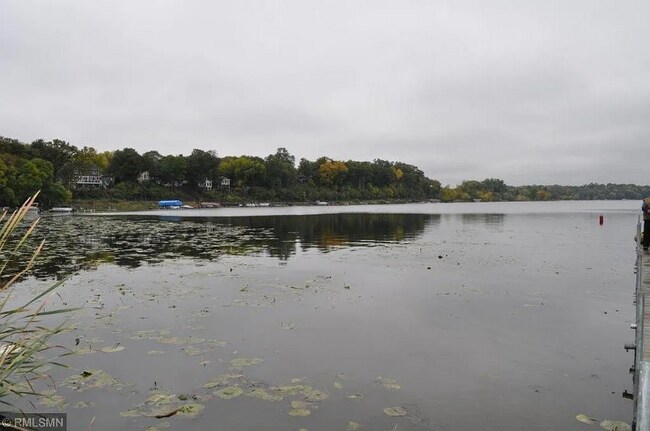 Photo - 1304 W Medicine Lake Dr Unidad 117B Rental