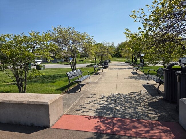 Photo - 2015 Davidson Pl Unit #2