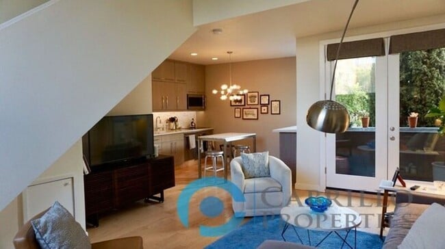 Building Photo - 1601 Kettner Blvd