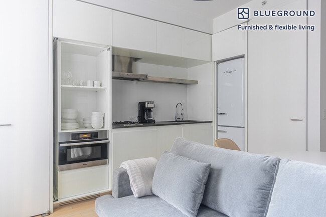 Photo - 70 W 45th St Unit FL29-ID2026