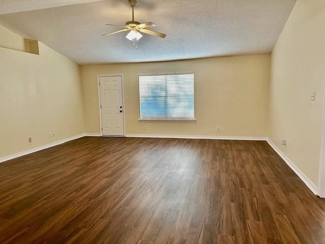 Photo - 3040 Plantation Dr W