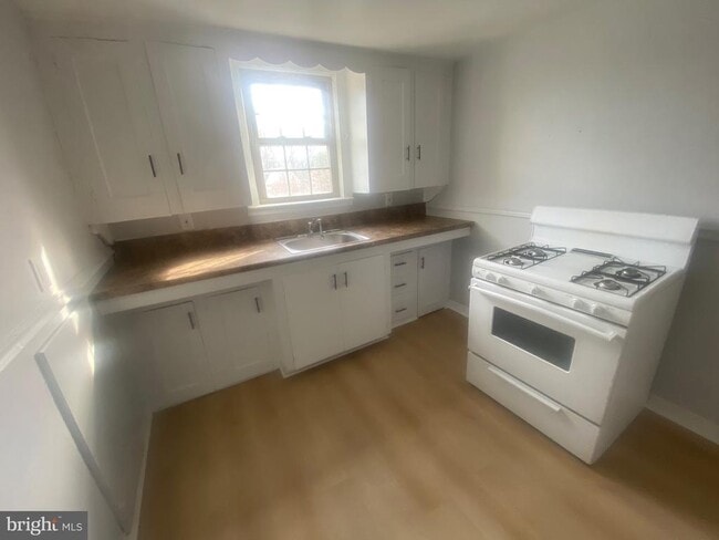 Photo - 109 N Thomas Ave Unit 6