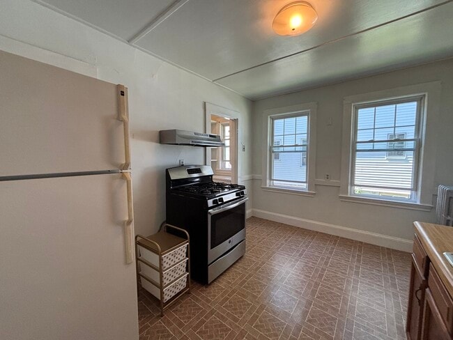 33 Brington Rd Unit 1