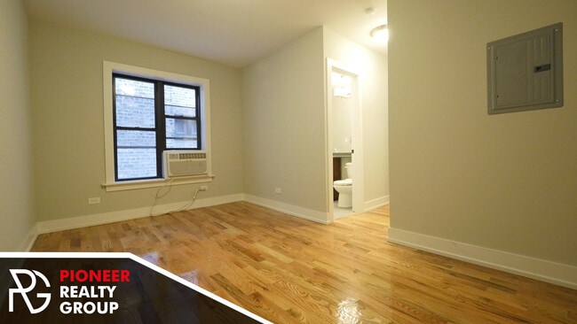 Photo - 2850 N Mildred Ave Unit 1