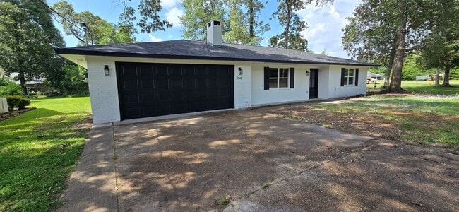 Building Photo - 204 Dogwood Ln Rental