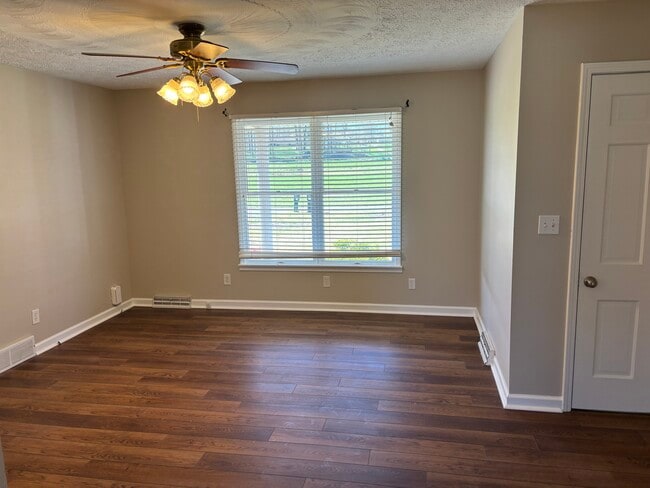 Photo - Highland Unidad 379