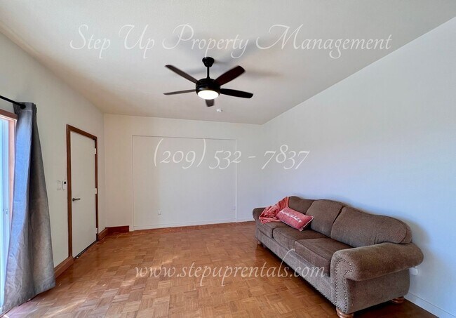 Photo - 6655 Jaquima Dr Unidad 2 (2bd)