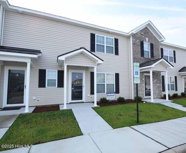 Building Photo - 128 Chandler Dr Rental