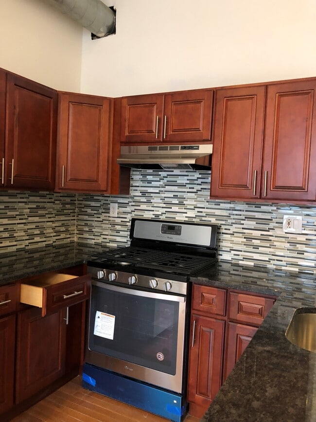 Photo - 404 South St Unit 3