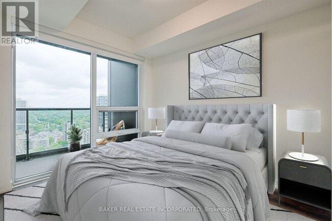 Photo - 223 Redpath Ave Unité 3705