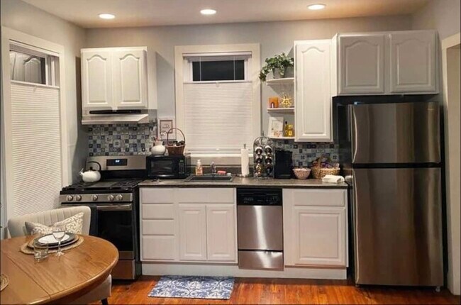 Photo - 99 Bridge St