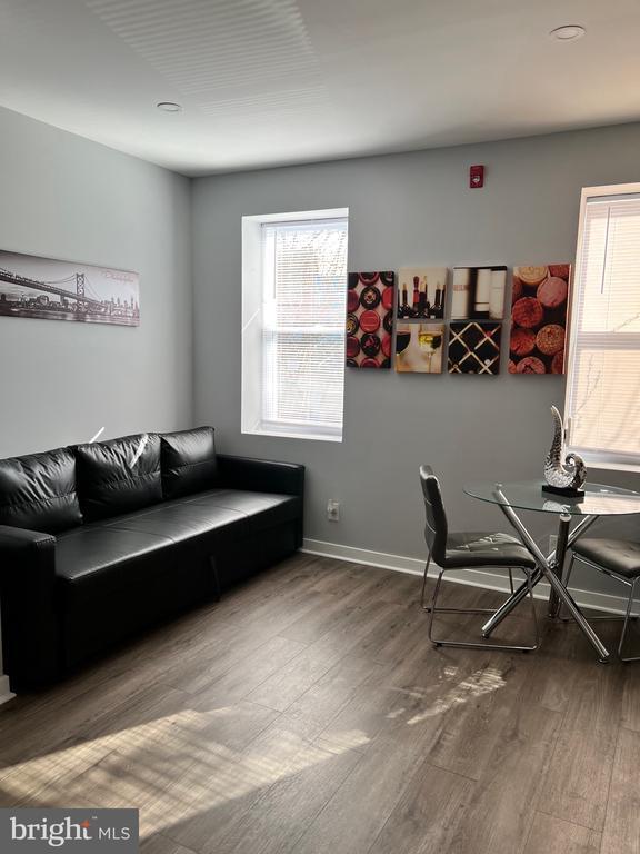 Photo - 4087 Lancaster Ave Unit 1