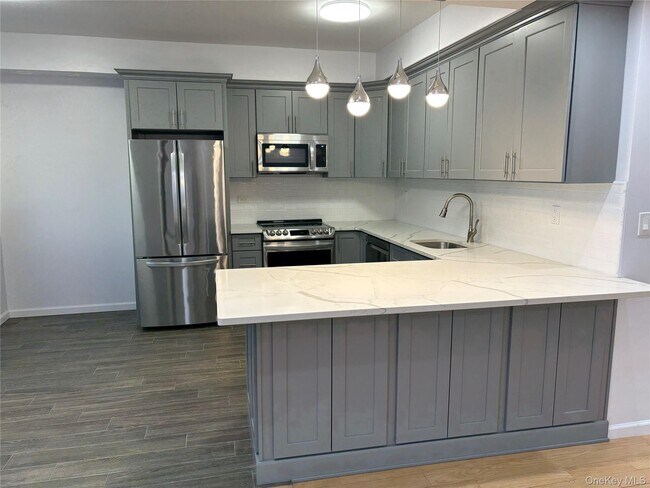 Photo - 2 Bay Club Dr Unit PH-C