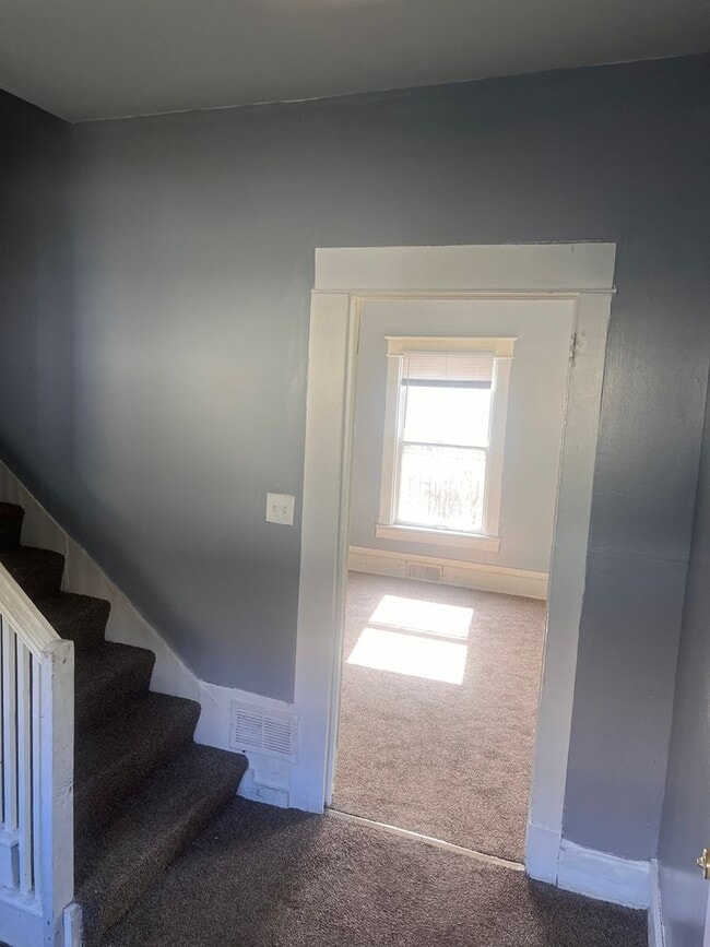 Photo - 4 Bed 2 Full Bath! PENDING