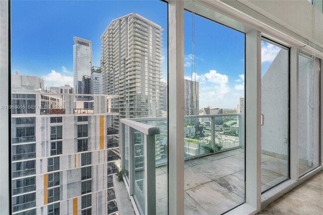 Photo - 41 SE 5th St Unit 1514