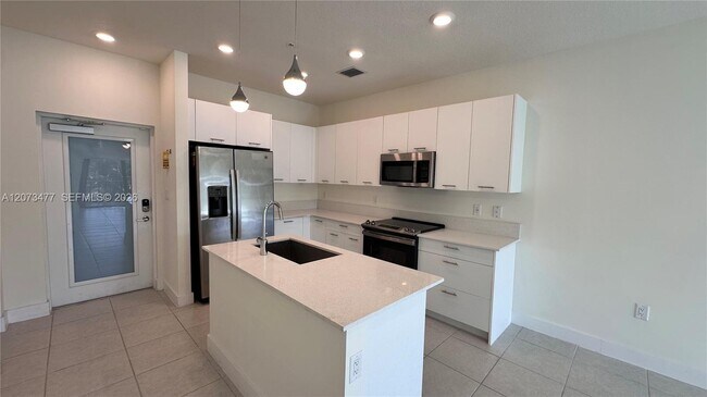 Photo - 8001 NW 41st St Unit 308