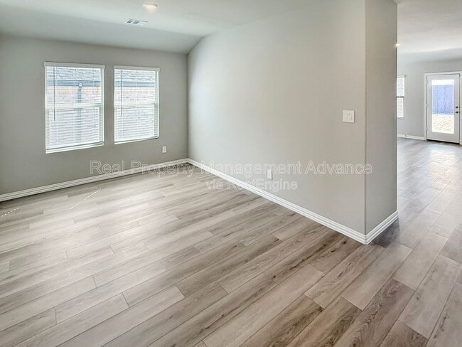 Photo - 615 Tribble Dr