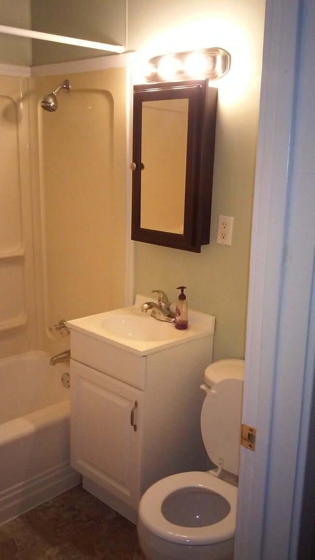 Photo - 269 Summit St