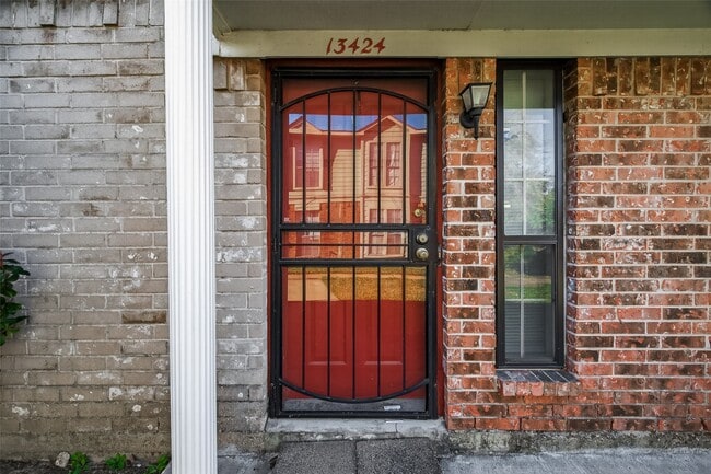 Photo - 13424 Castilian Dr