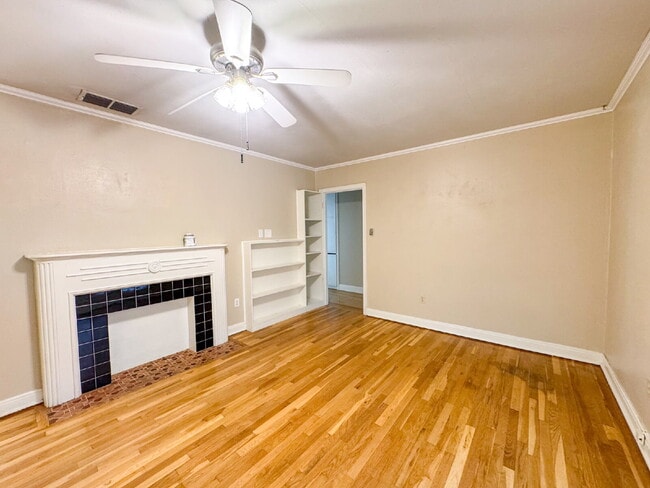 Photo - 3 bed, 2 bath in Tech Terrace with Flexibl...