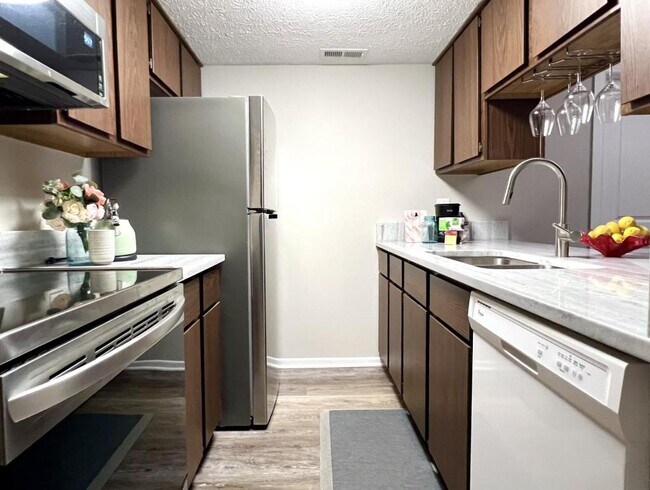 Photo - 87 W Van Lake Dr