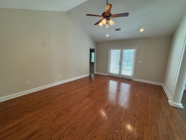 Photo - Downtown Conway - 3 Bedroom / 2 Bathroom