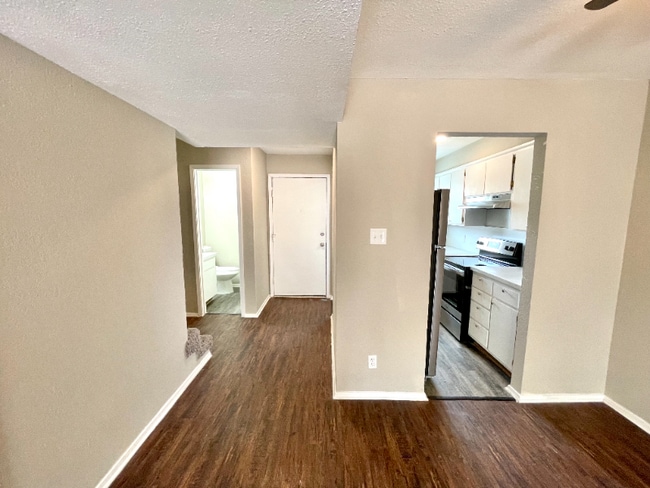 Photo - 3811 Coates Cir