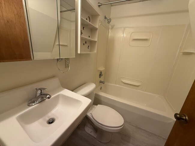 Photo - 110 Janesville St Unit #110