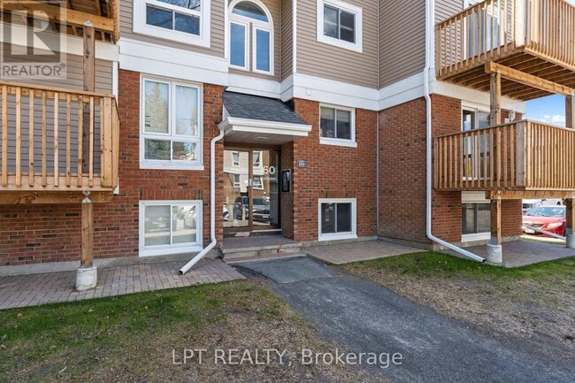 Photo - 260 Fenerty Ct