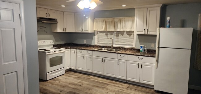 Photo - 280 Thornton St Unit 2