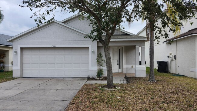 Great 3 bedroom 2 bath home. - Great 3 bedroom 2 bath home.