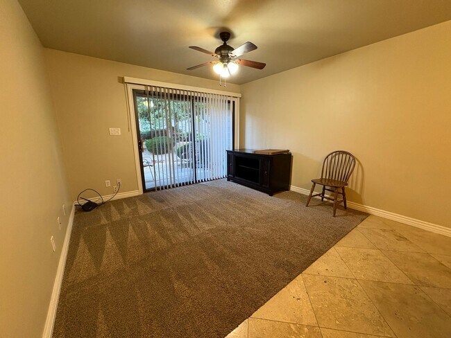 3200 S Litzler Dr