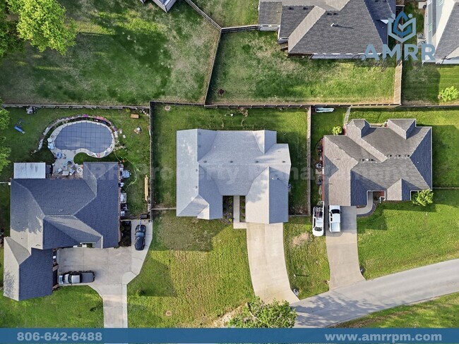 Photo - 804 E Parks St